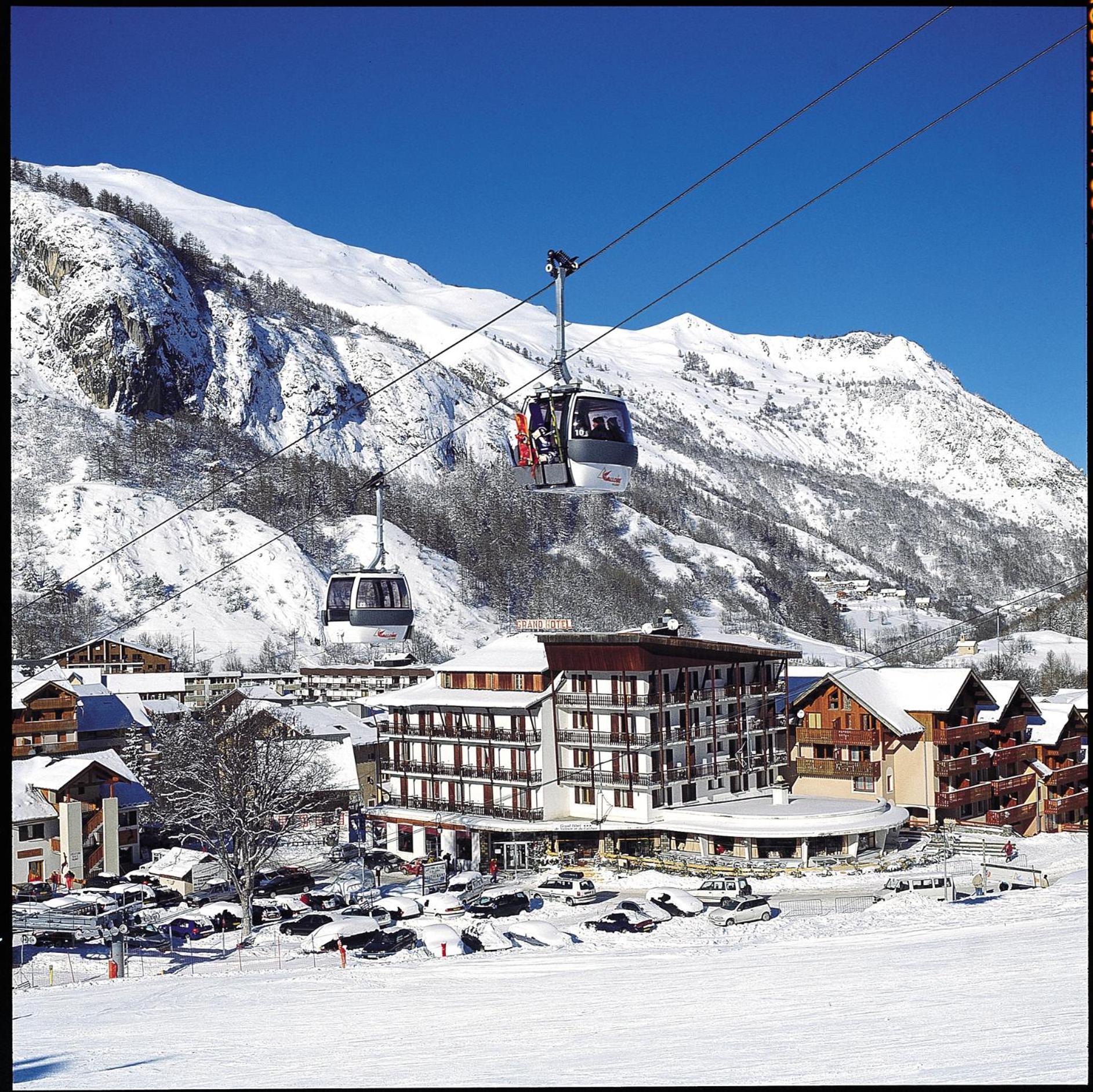 Grand Hotel De Valloire Et Du Galibier Buitenkant foto